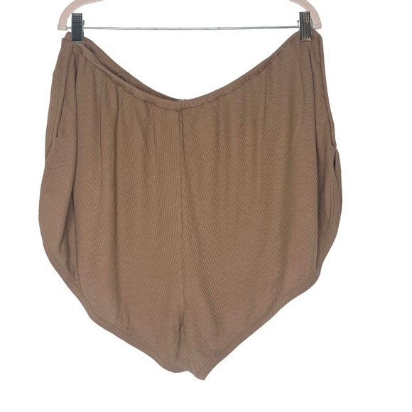 Madewell Waffle Knit Camel Shorts & Top Lounge Set - Picture 8 of 11